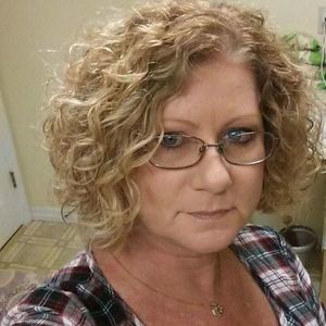 Meet your Posher, Annette